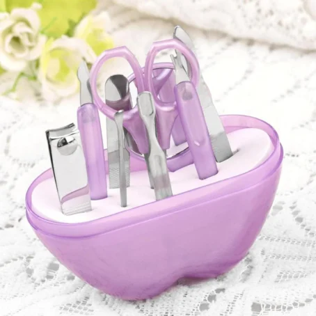 Now In Apple Shape Manicure Kit For Woman 8pcs